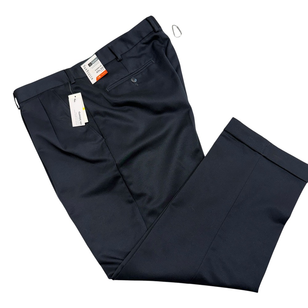 Van Heusen Dress Pants Mens 40x30 Navy Blue Pleated Traveler No Iron Cuffed